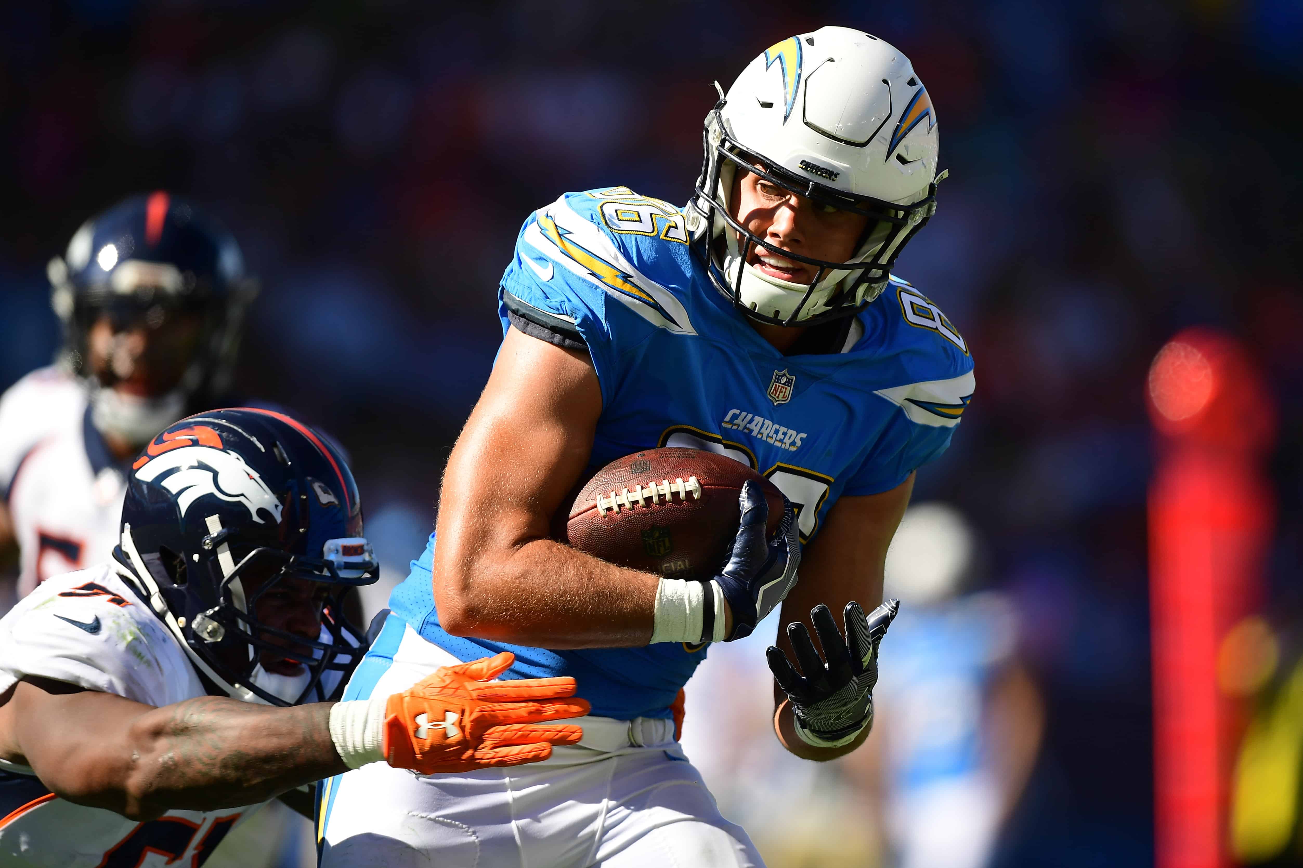 Hunter Henry catches pass against Denver Broncos