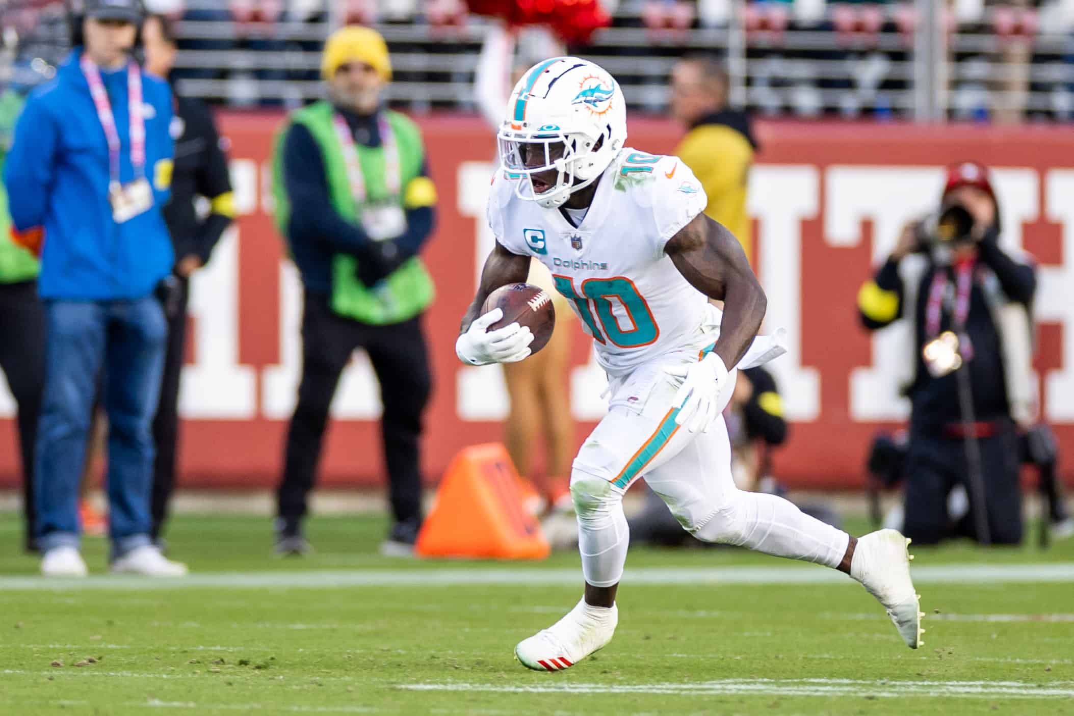 Week 14 Sunday Night Football Open Thread: Dolphins vs. Chargers