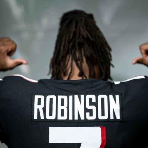 LOS ANGELES, CALIFORNIA - MAY 20: Bijan Robinson #7 of the Atlanta Falcons poses for a portrait during the NFLPA Rookie Premiere on May 20, 2023 in Los Angeles, California. (Photo by Michael Owens/Getty Images)