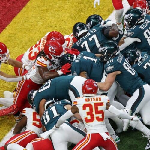 Eagles execute the tush push