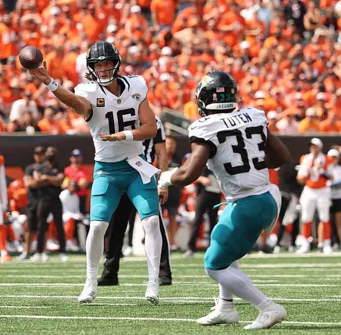 Trevor Lawrence and Bhayshul Tuten