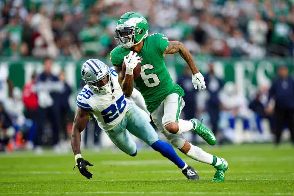 Philadelphia Eagles DeVonta Smith runs for yards after the catch against the Dallas Cowboys