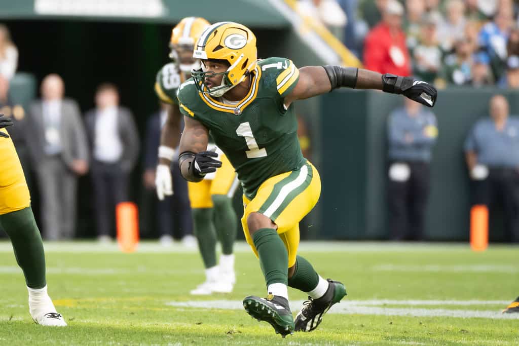 Micah Parsons rushing the quarterback for his new team the Green Bay Packers