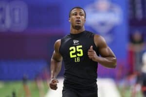 Sonny Styles runs a 40 at the NFL Combine