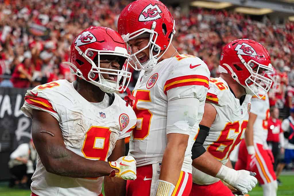 Kenneth Walker and Patrick Mahomes lead the top ranked Chiefs